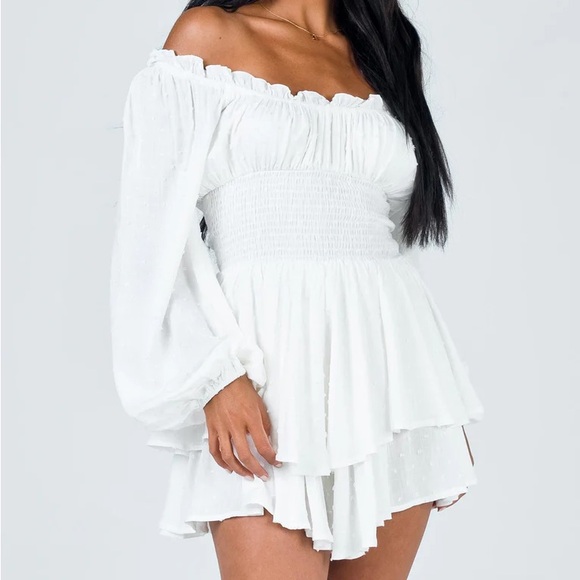 SOLD OUT PRINCESS POLLY WHITE DRESS/ROMPER - Picture 2 of 4